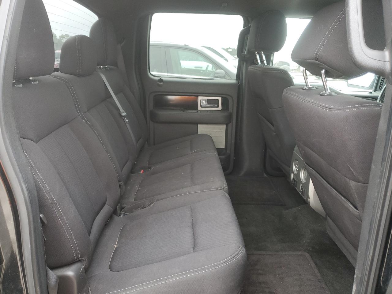 2012 Ford F-150 - Image 10