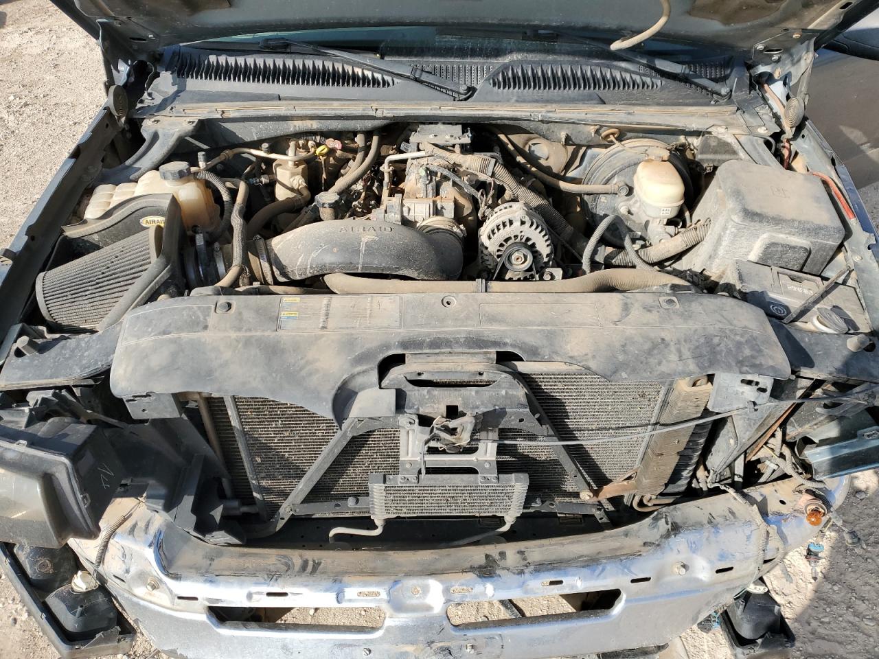 2006 Chevrolet Silverado - Image 13