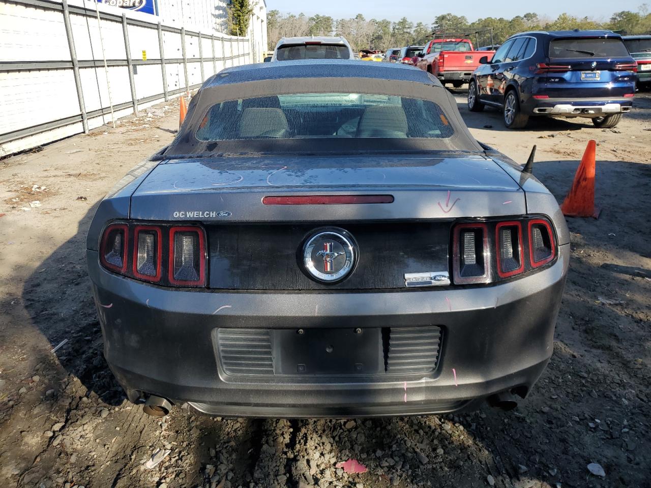 2014 Ford Mustang - Image 6
