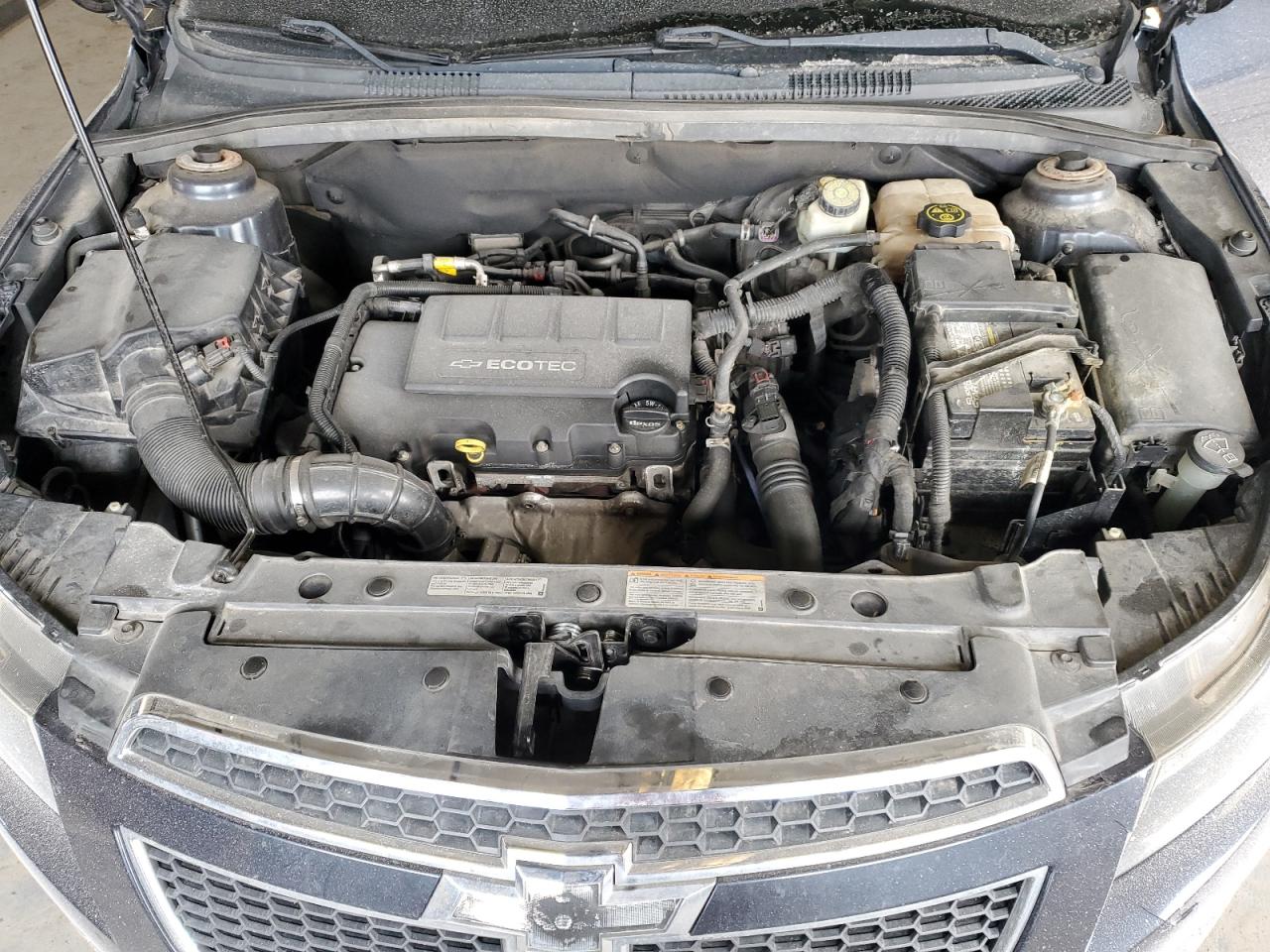 2014 Chevrolet Cruze - Image 11