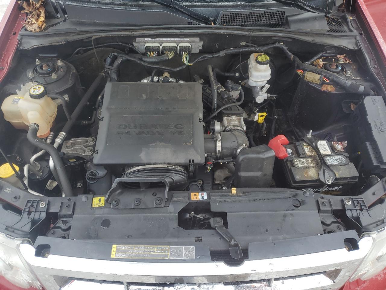 2011 Ford Escape - Image 12