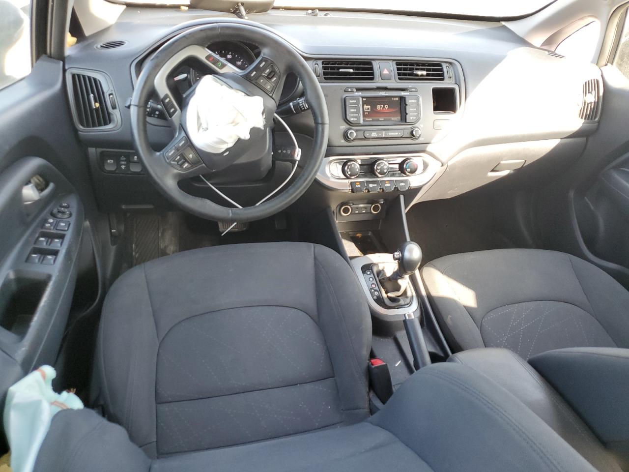 2014 Kia Rio - Image 8