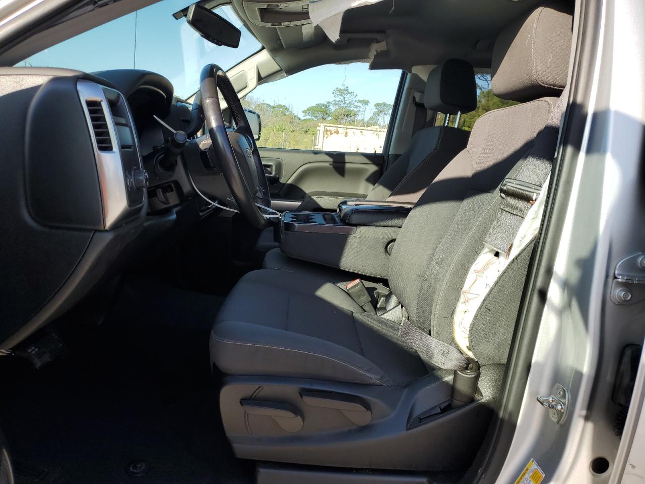 2019 Chevrolet Silverado - Image 7