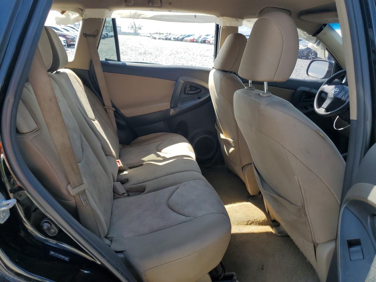 2011 Toyota RAV 4 - Image 11