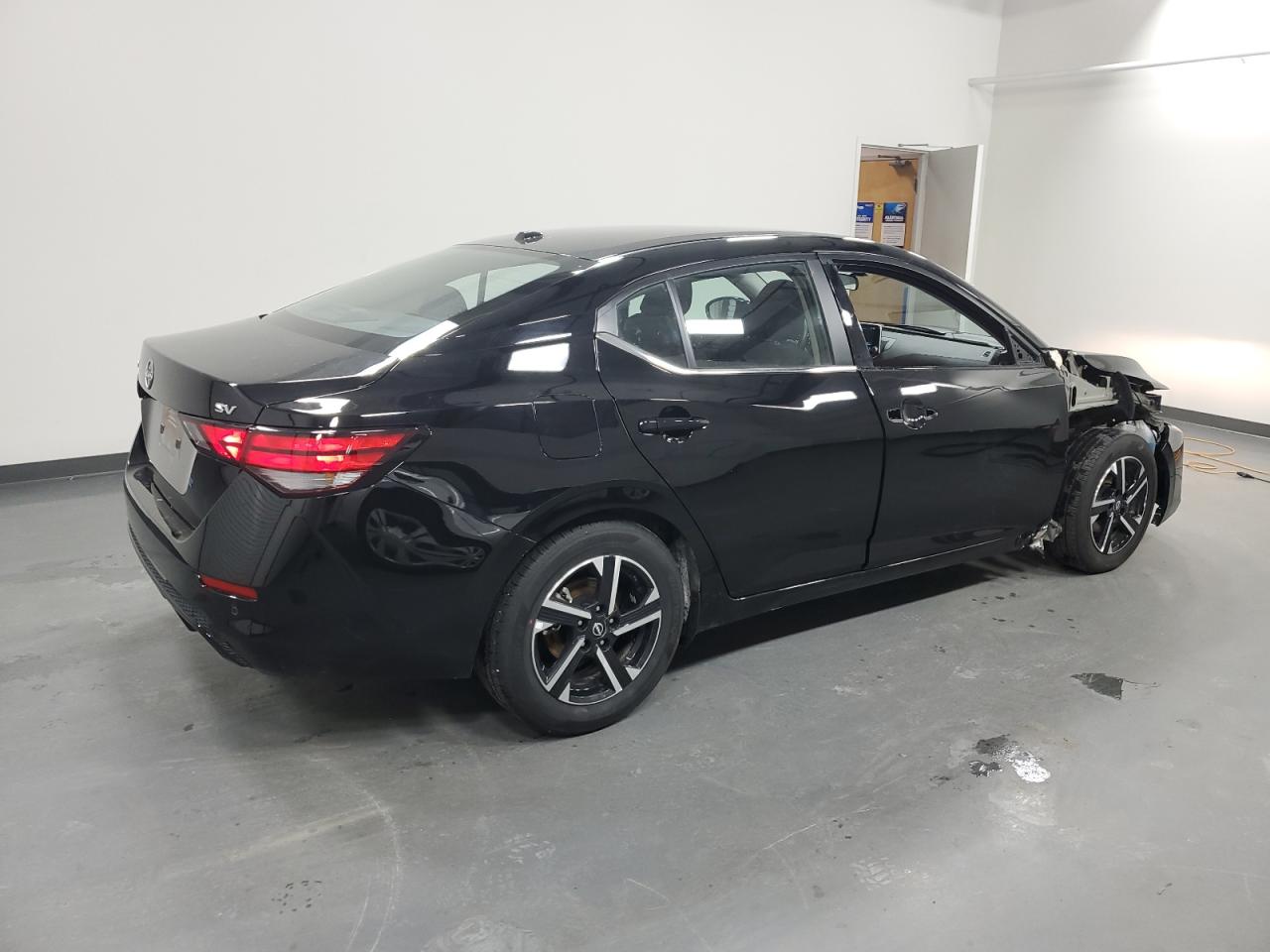 2024 Nissan Sentra - Image 3