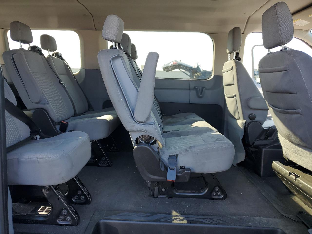 2017 Ford Transit - Image 11