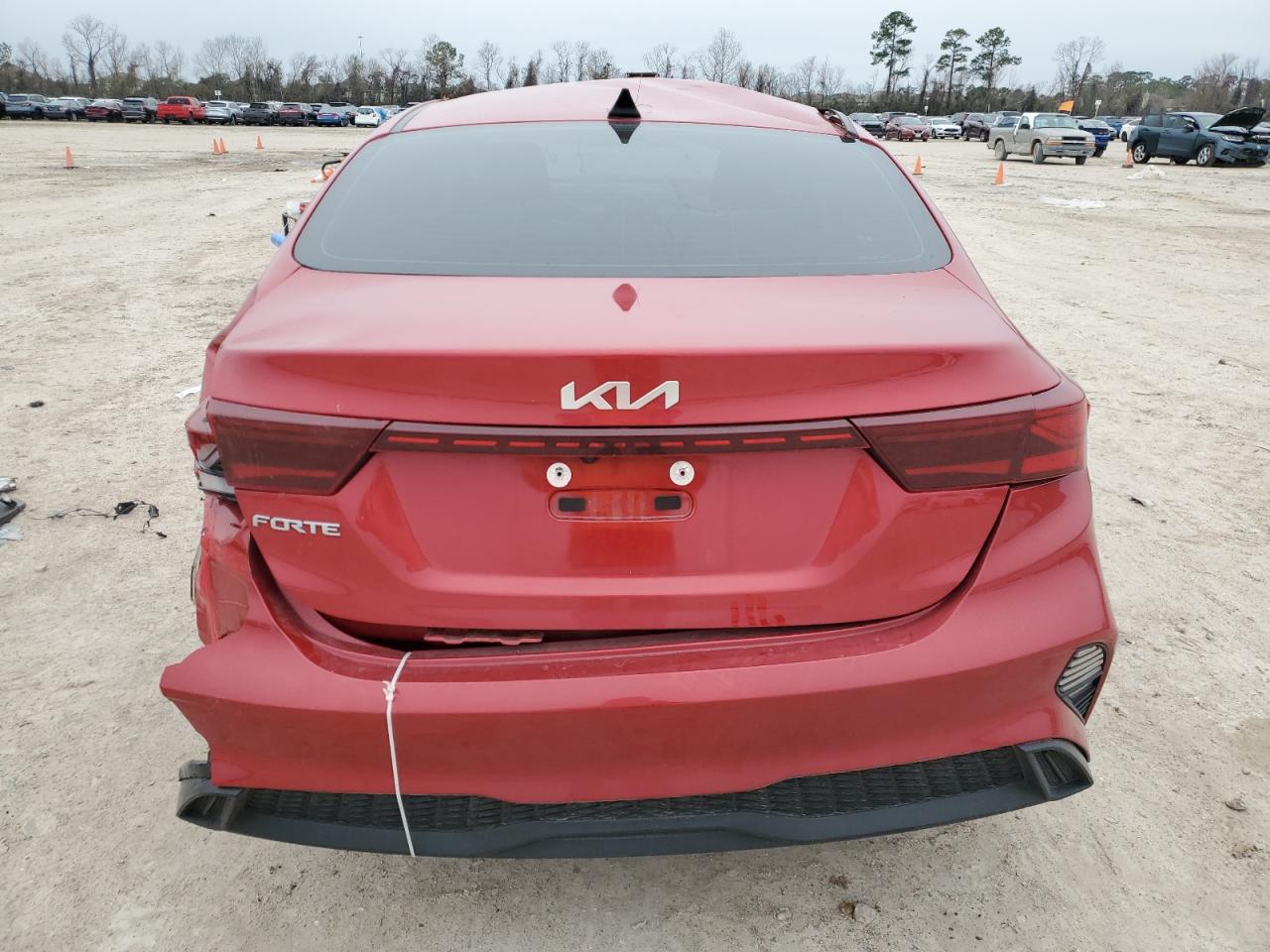 2024 Kia Forte - Image 6