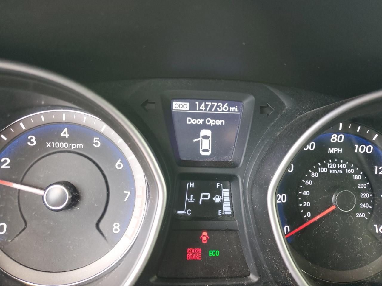 2014 Hyundai Elantra - Image 9