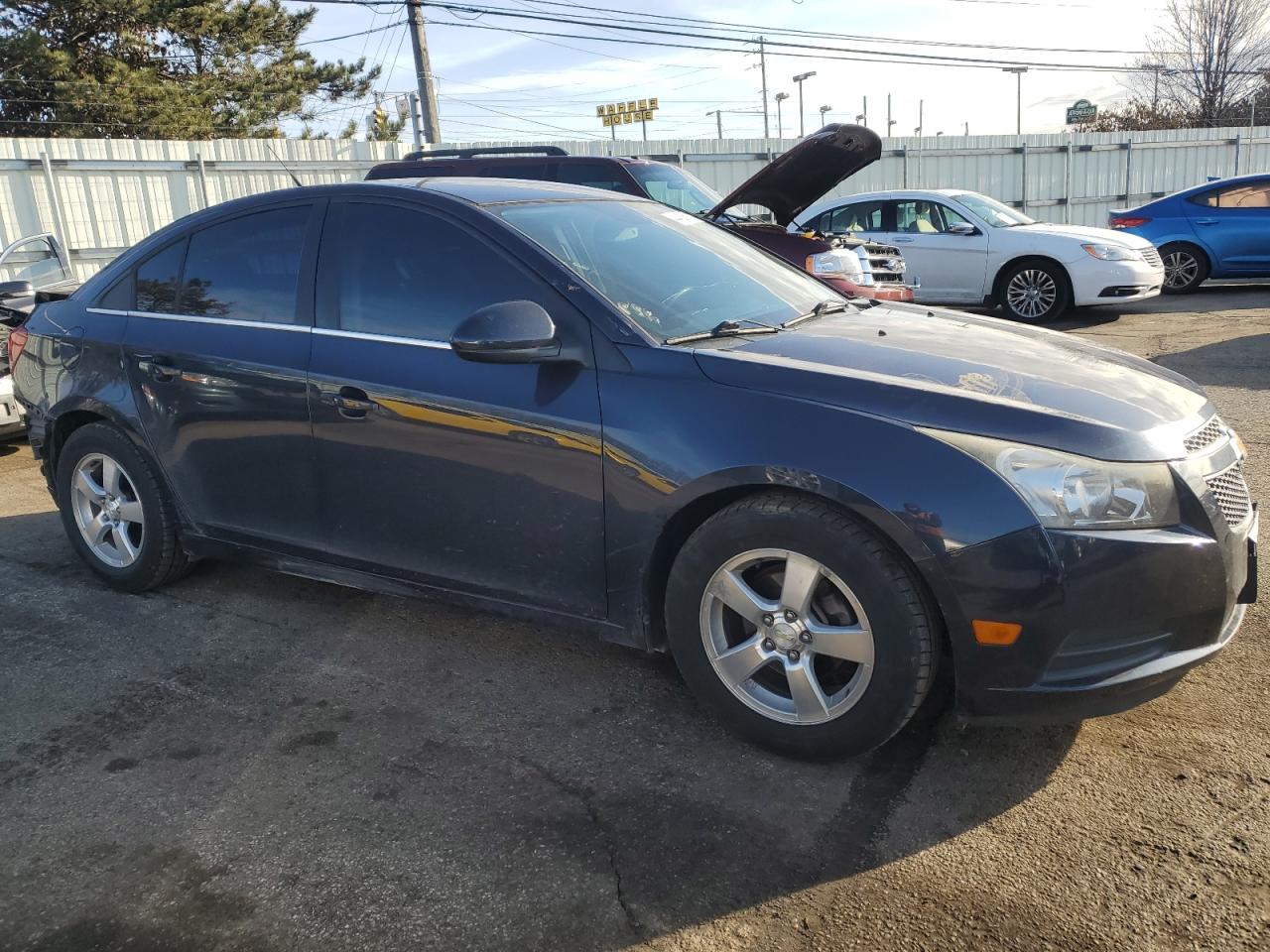 2014 Chevrolet Cruze - Image 4