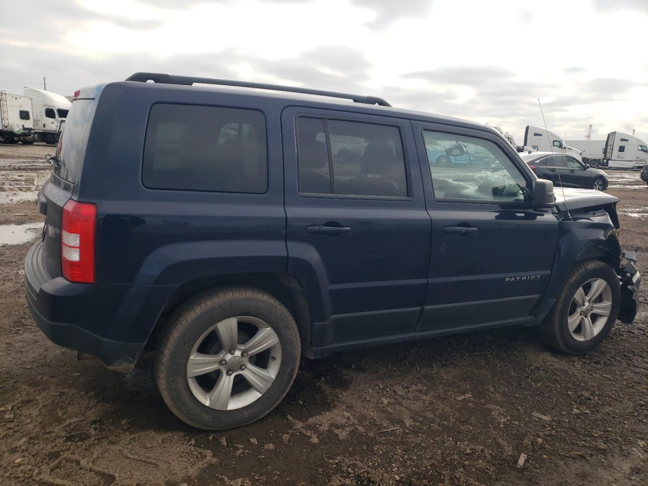 2015 Jeep Liberty (Patriot) - Image 3