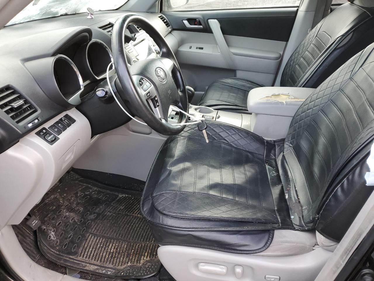 2012 Toyota Highlander - Image 7