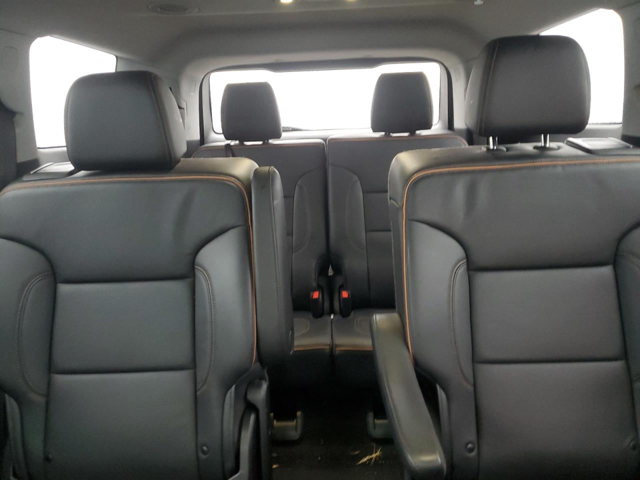 2021 GMC Acadia - Image 10
