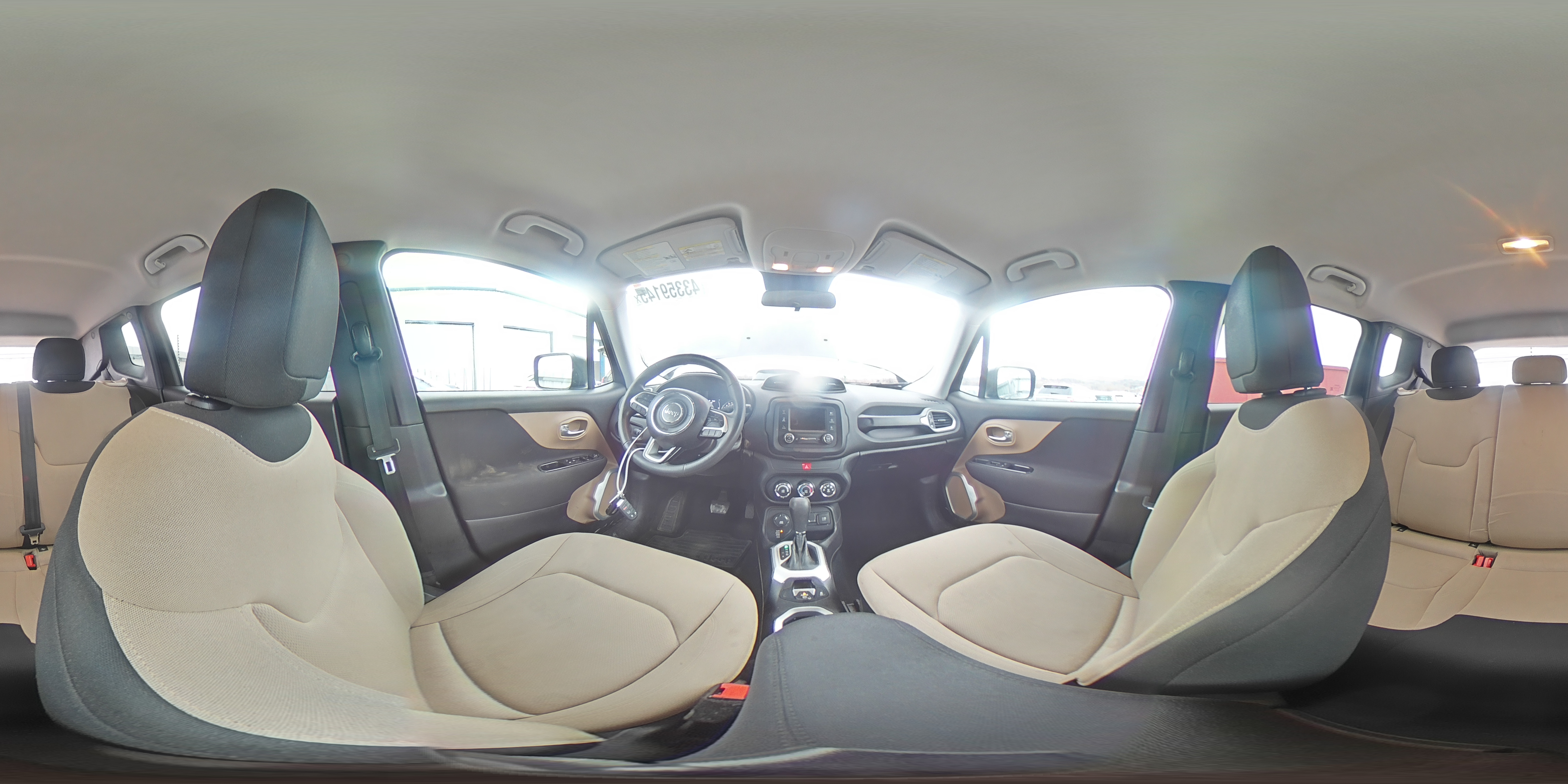 2017 Jeep Renegade - Image 15