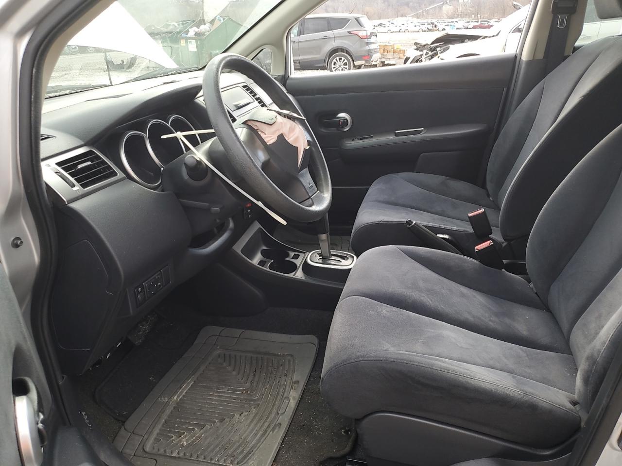 2009 Nissan Versa - Image 7