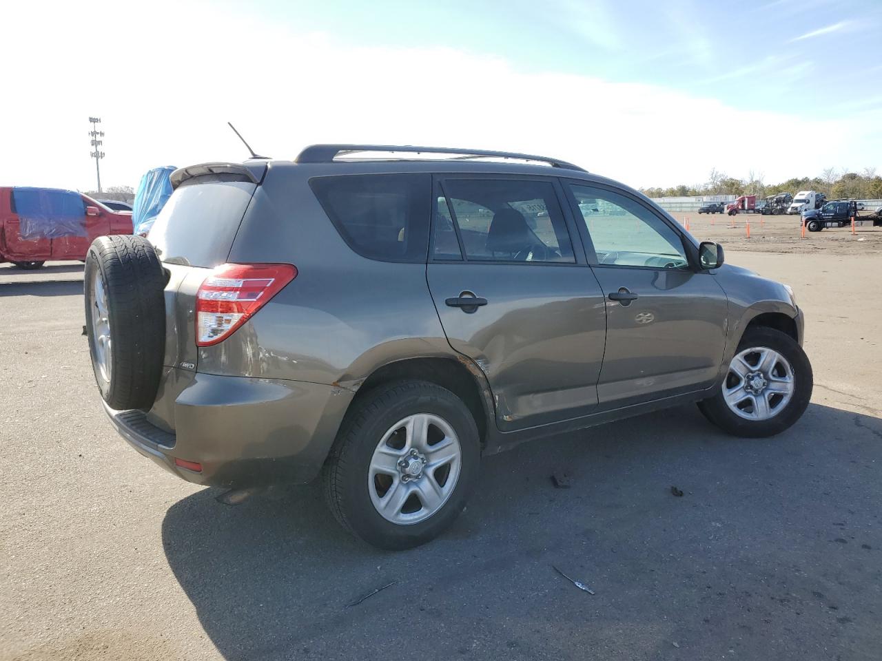 2010 Toyota RAV 4 - Image 3