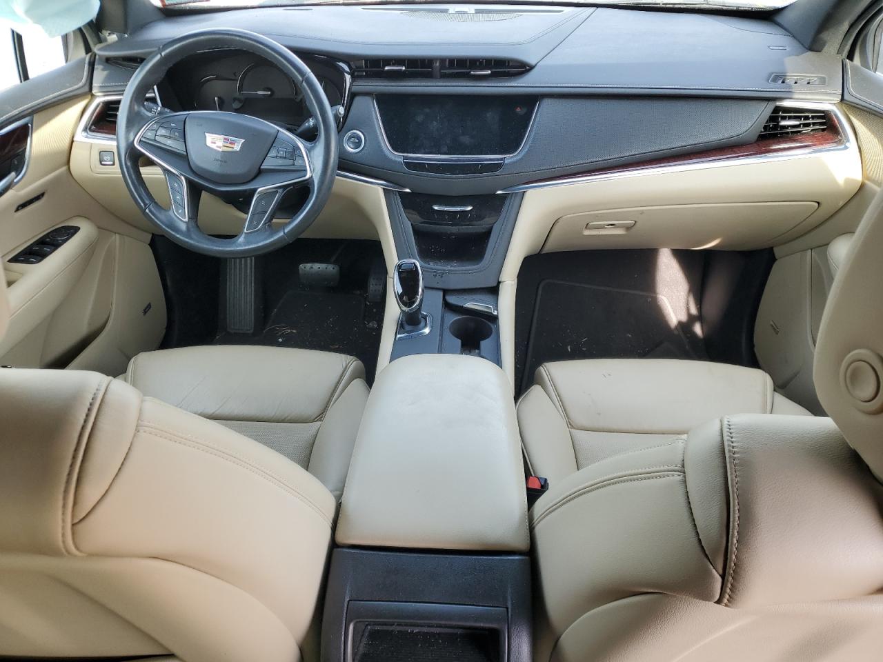 2019 Cadillac XT5 - Image 8