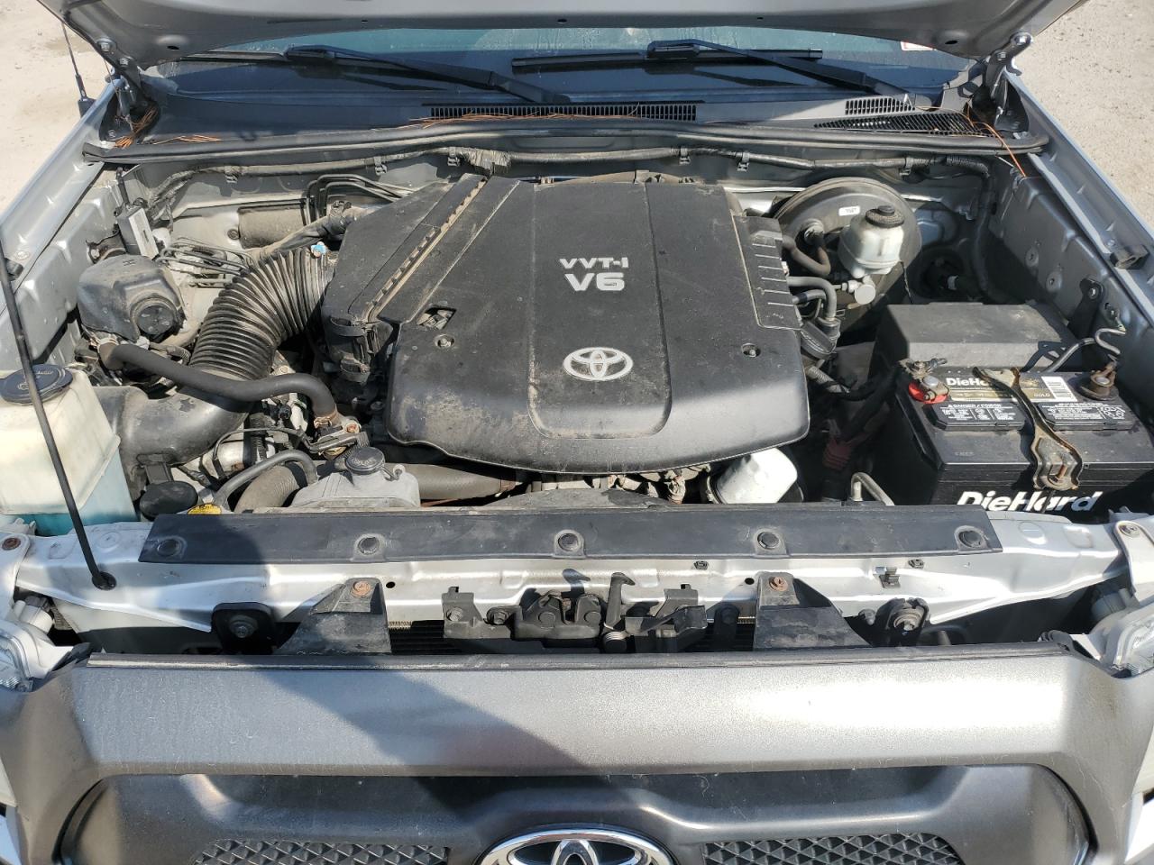 2013 Toyota Tacoma - Image 12