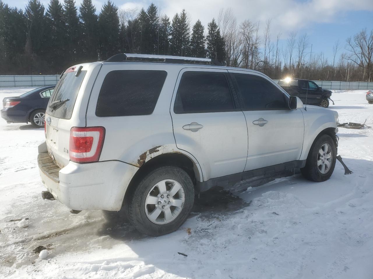 2012 Ford Escape - Image 3