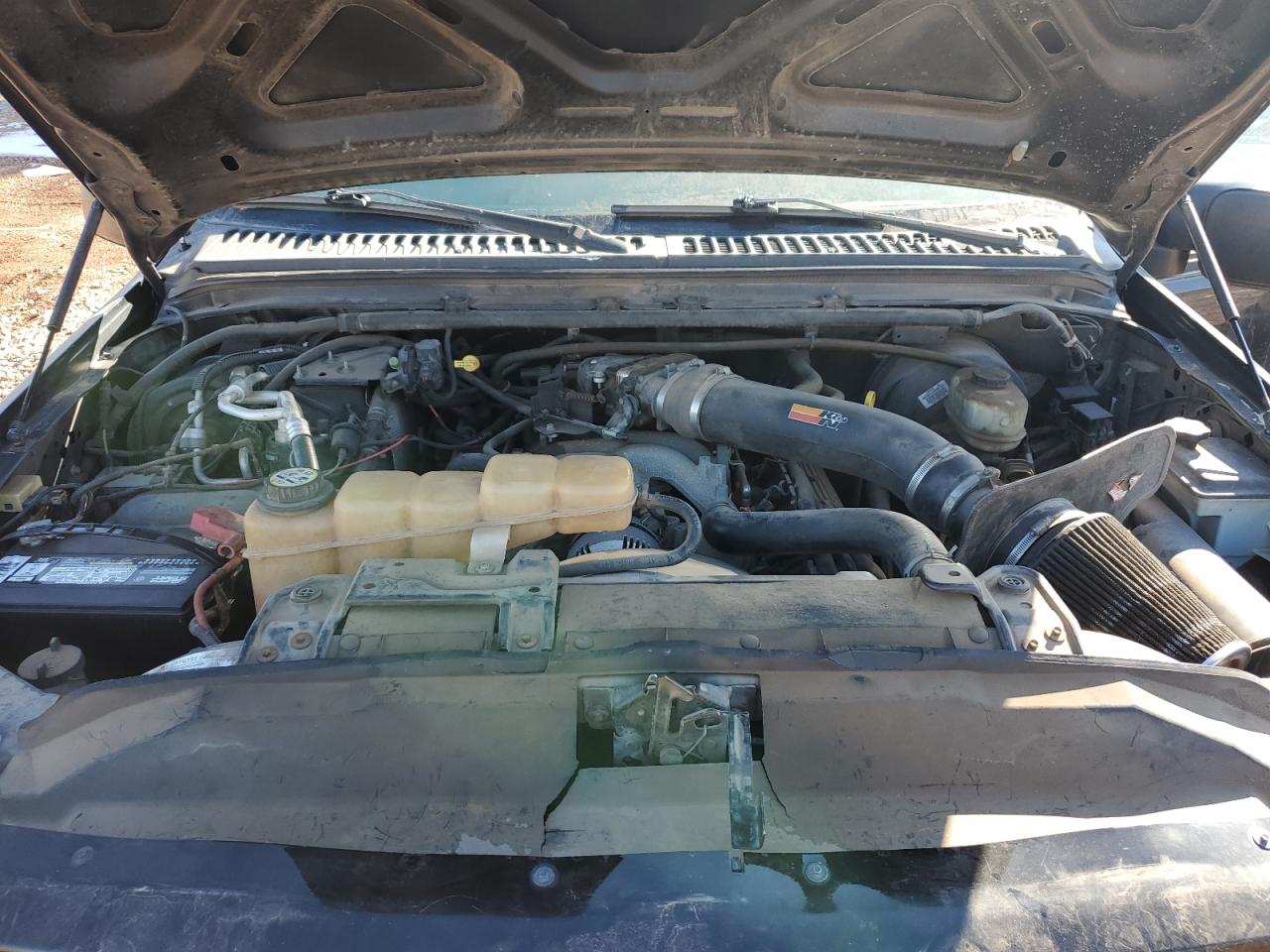 2005 Ford Excursion - Image 12