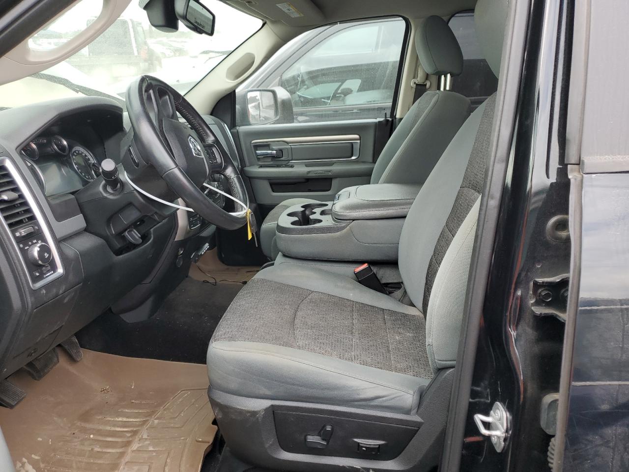 2017 RAM 1500 - Image 7
