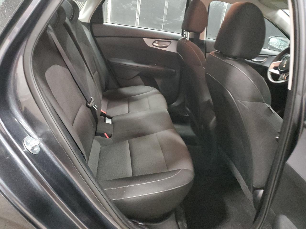 2023 Kia Forte - Image 10