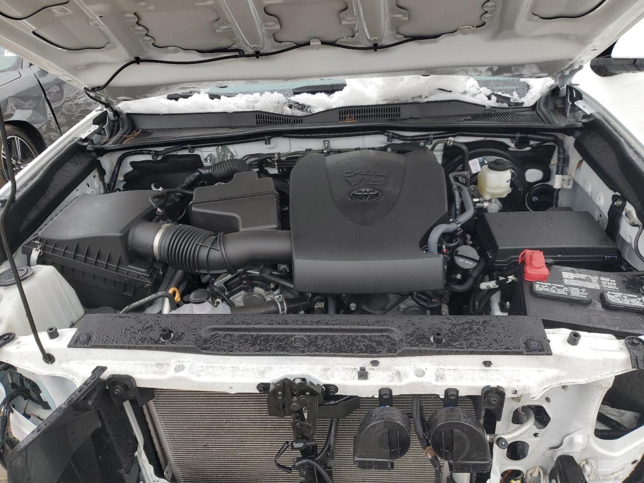 2022 Toyota Tacoma - Image 11