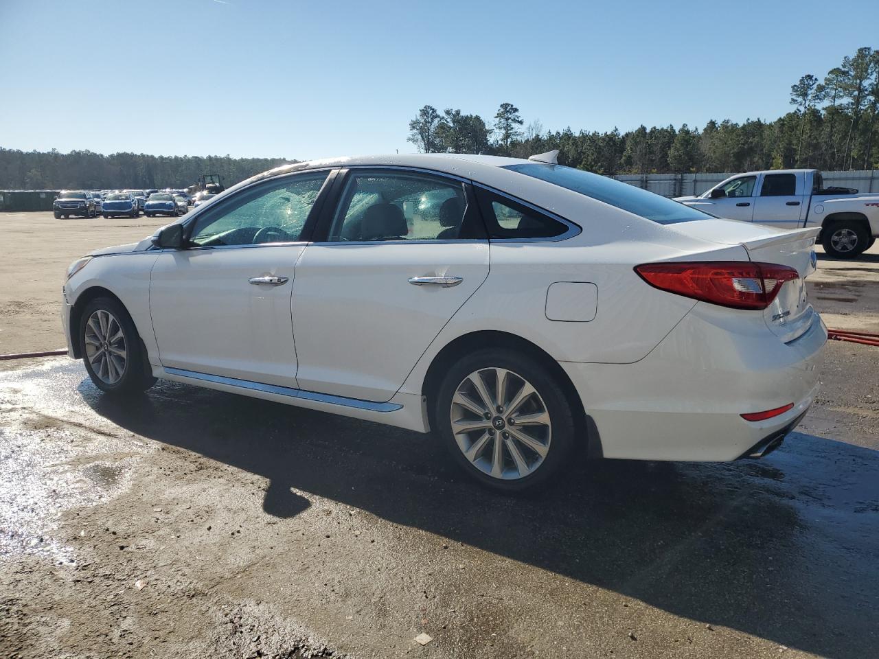2016 Hyundai Sonata - Image 2