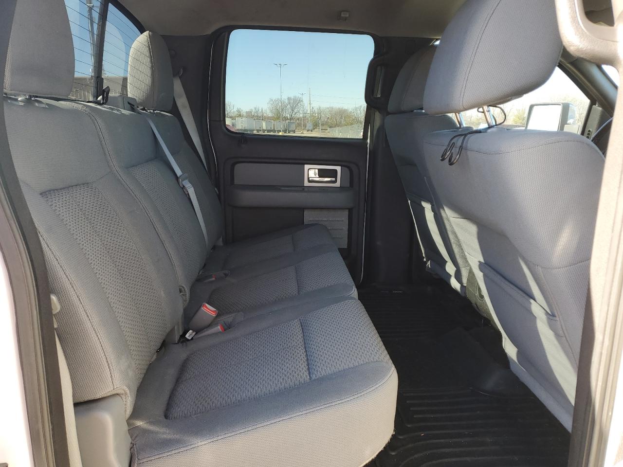 2011 Ford F-150 - Image 11