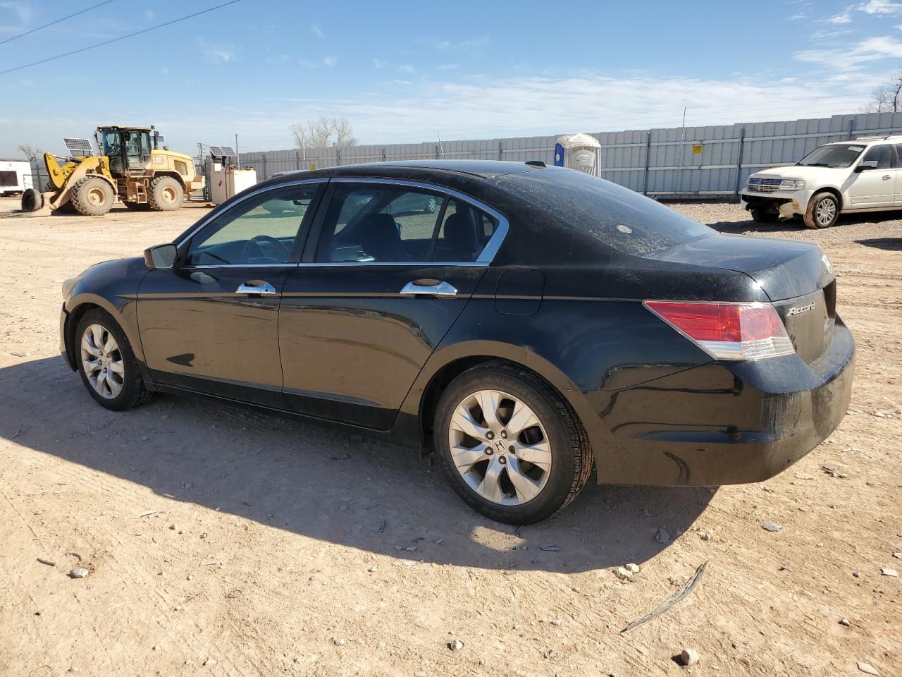 2009 Honda Accord - Image 2
