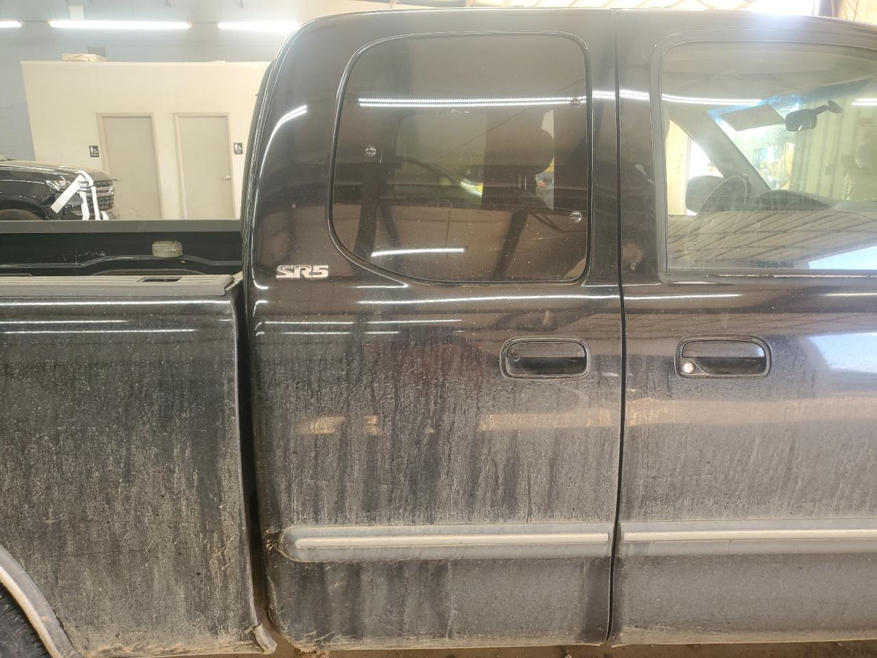 2003 Toyota Tundra - Image 10