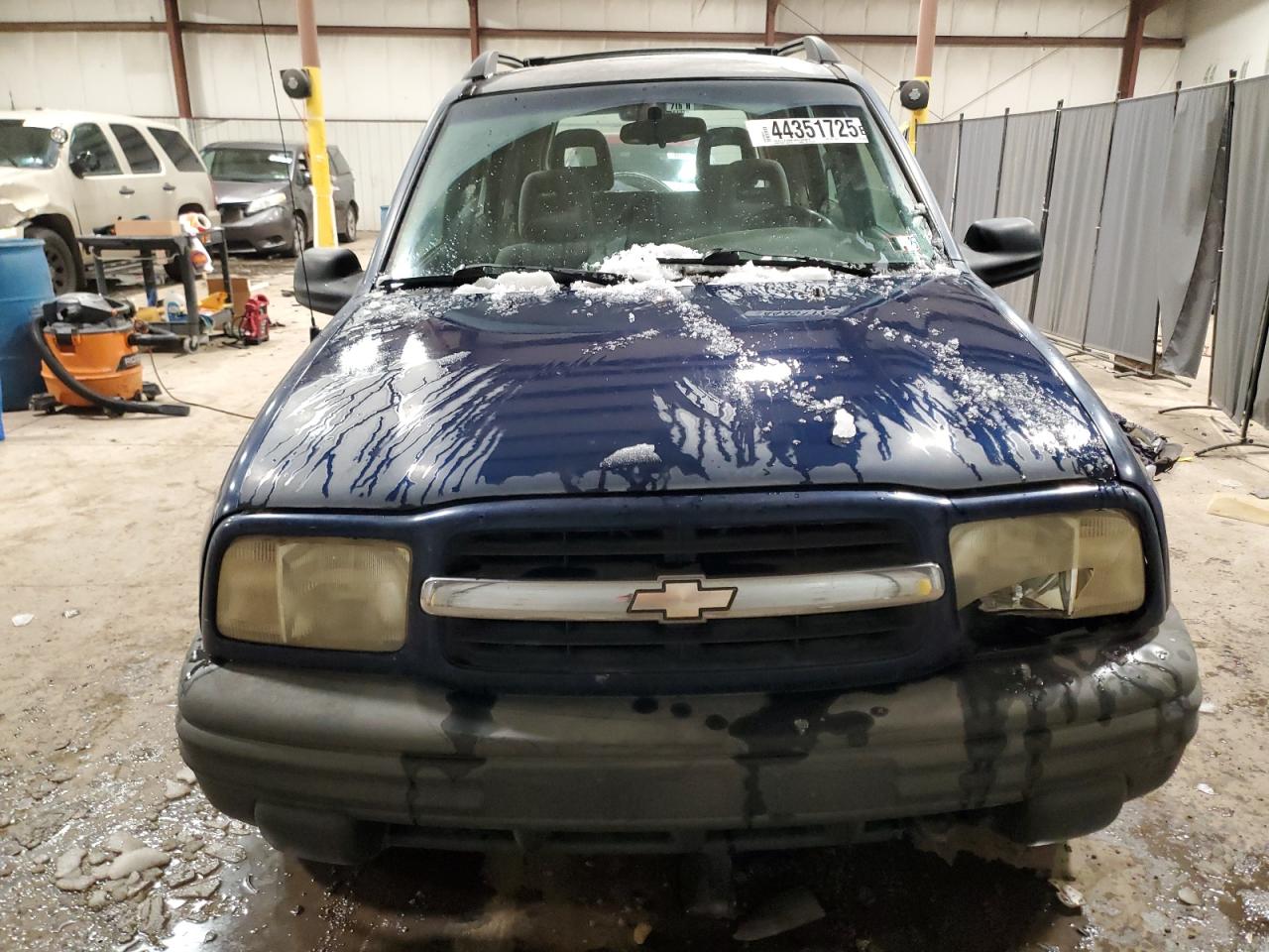 2002 Chevrolet Tracker - Image 5