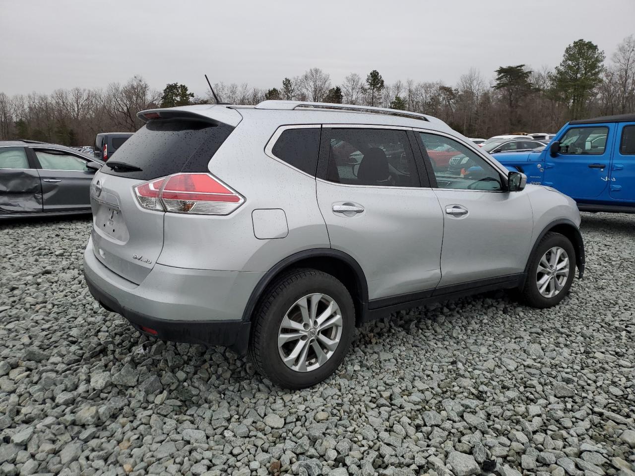 2015 Nissan Rogue - Image 3