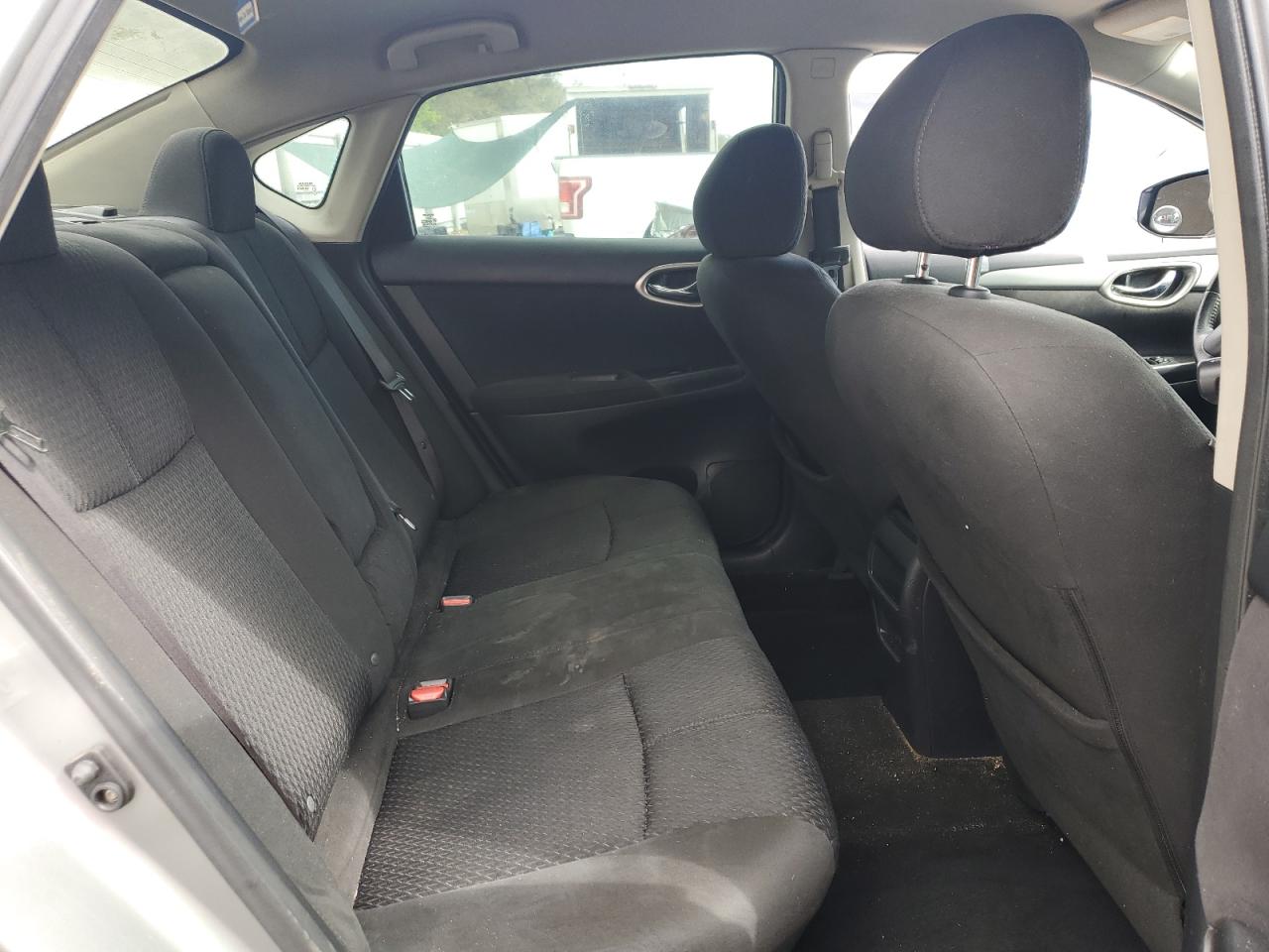 2014 Nissan Sentra - Image 11