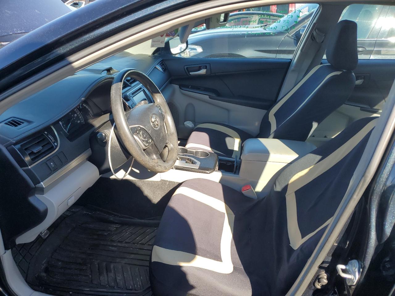 2012 Toyota Camry - Image 7