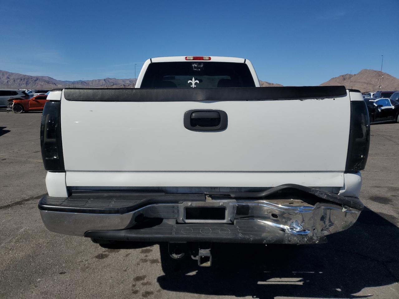 2006 Chevrolet Silverado - Image 6