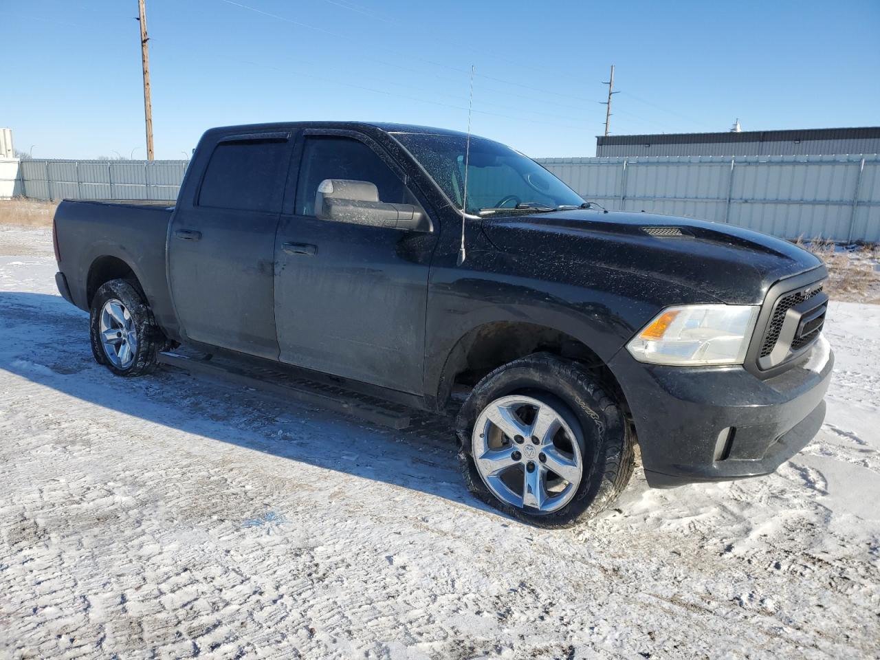 2015 RAM 1500 - Image 4