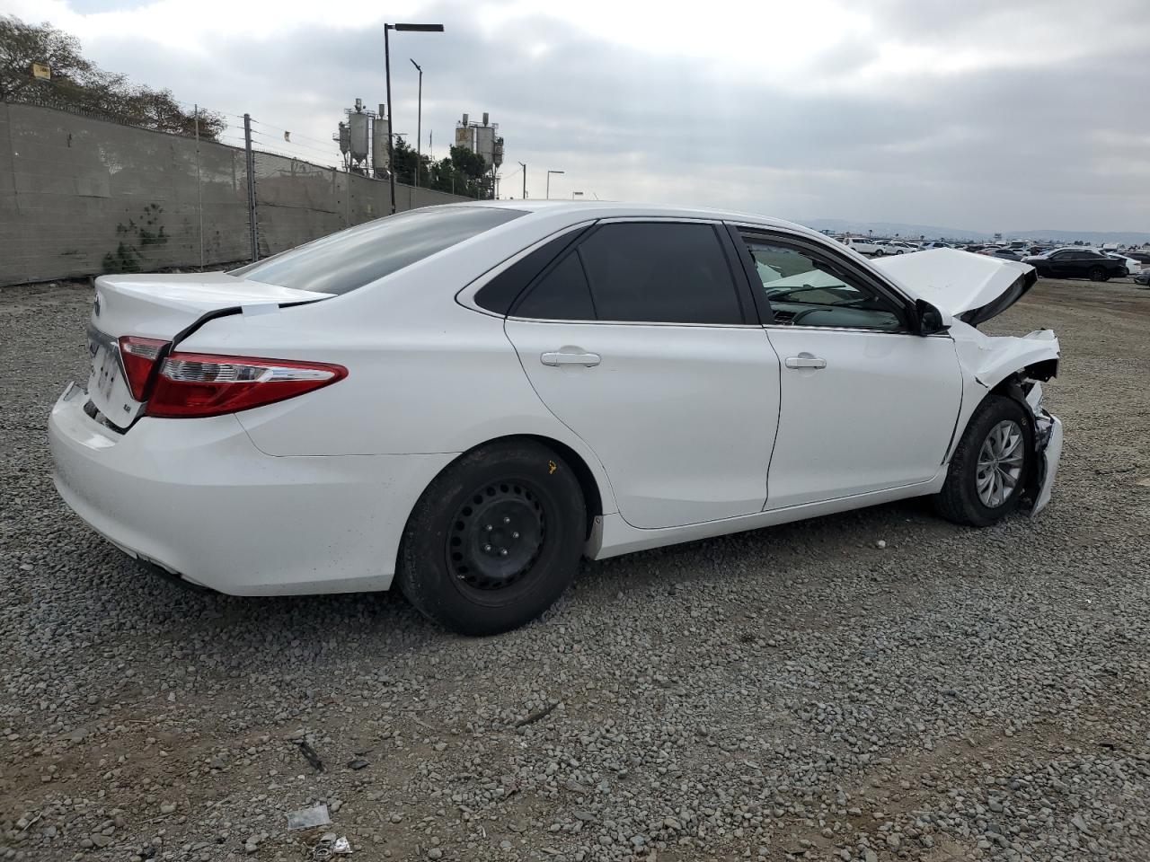 2015 Toyota Camry - Image 3