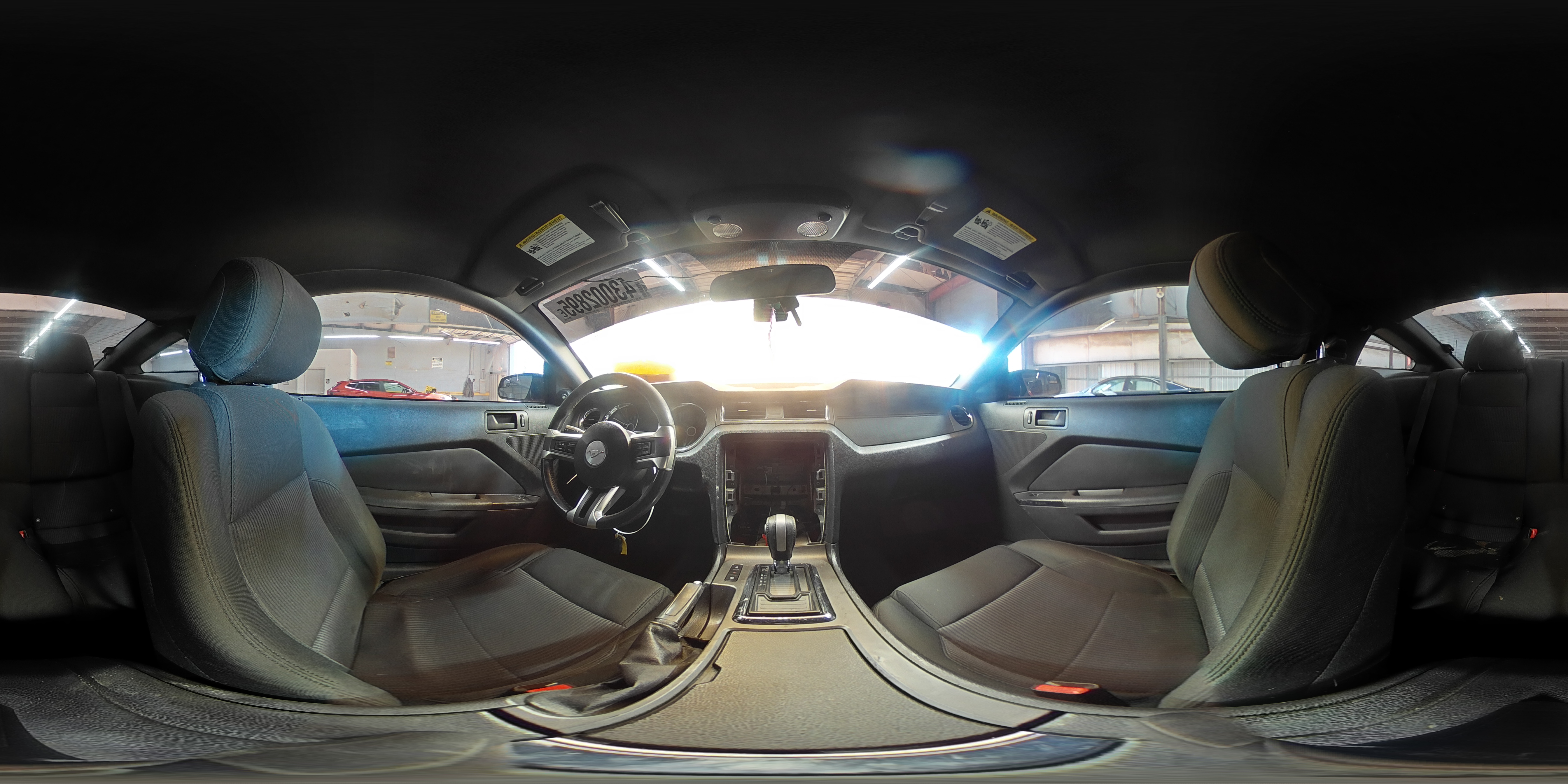 2014 Ford Mustang - Image 13