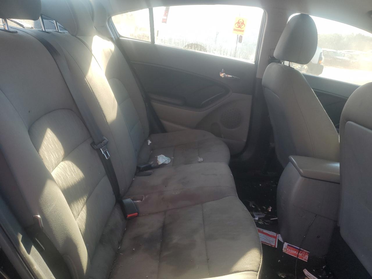 2015 Kia Forte - Image 10