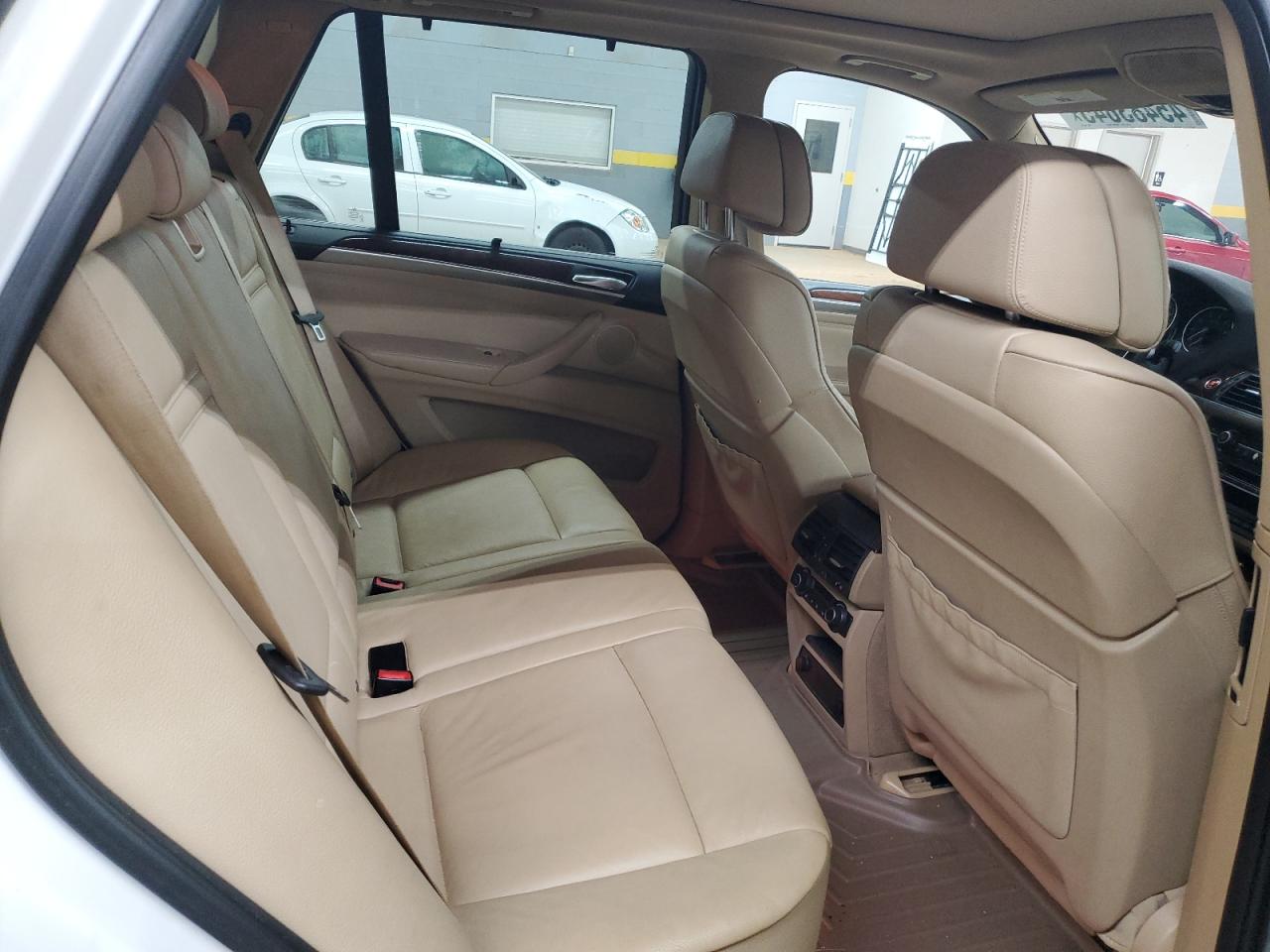 2012 BMW X5 - Image 11