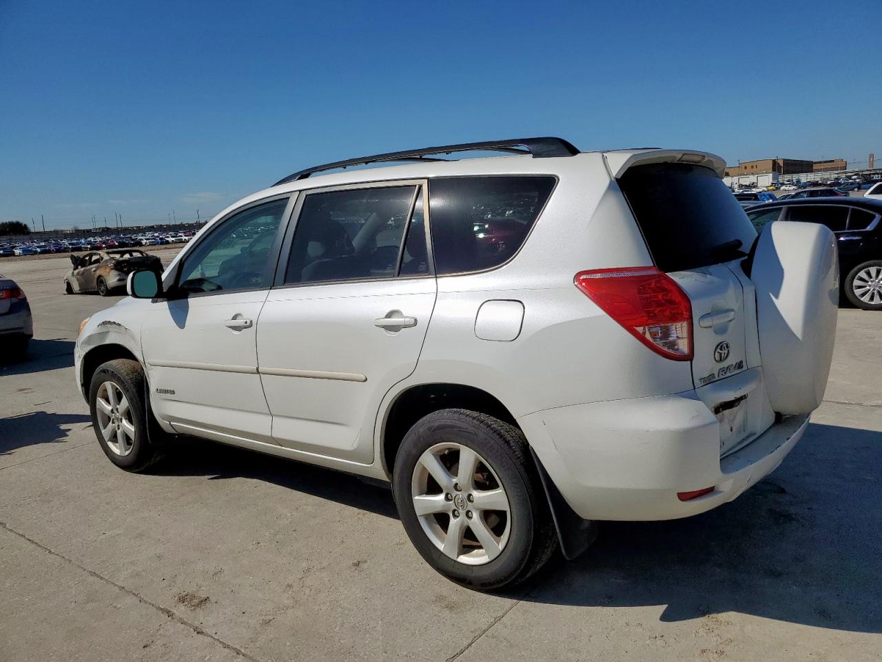 2008 Toyota RAV 4 - Image 2