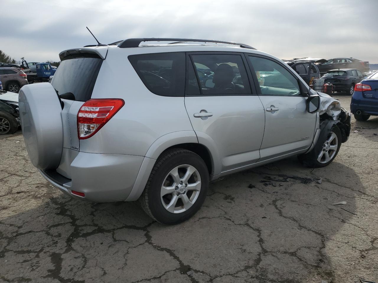 2012 Toyota RAV 4 - Image 3