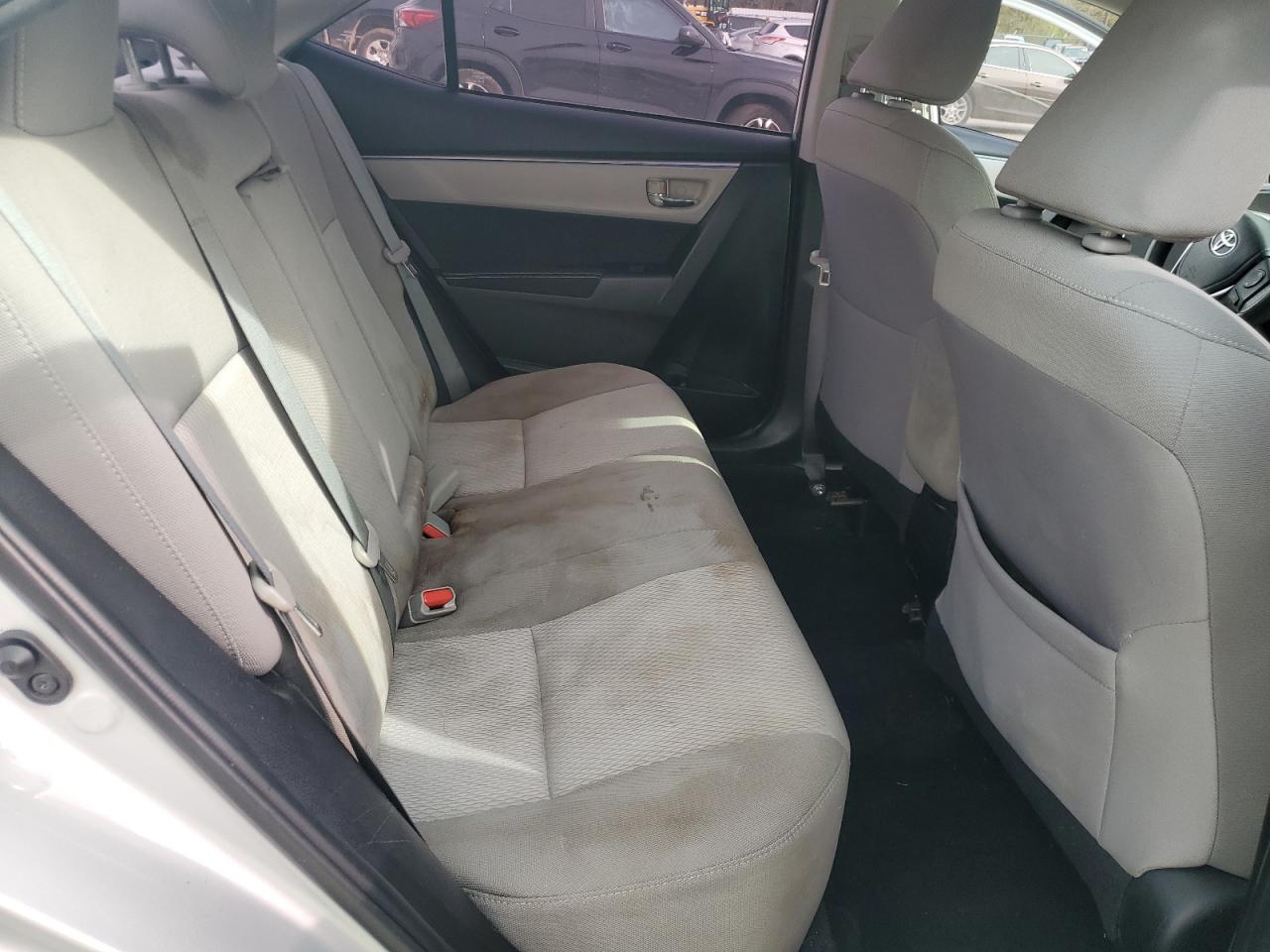 2015 Toyota Corolla - Image 10