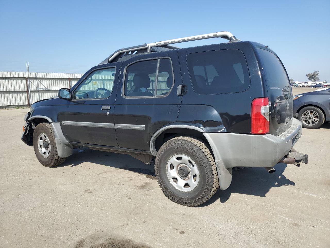 2004 Nissan XTerra - Image 2