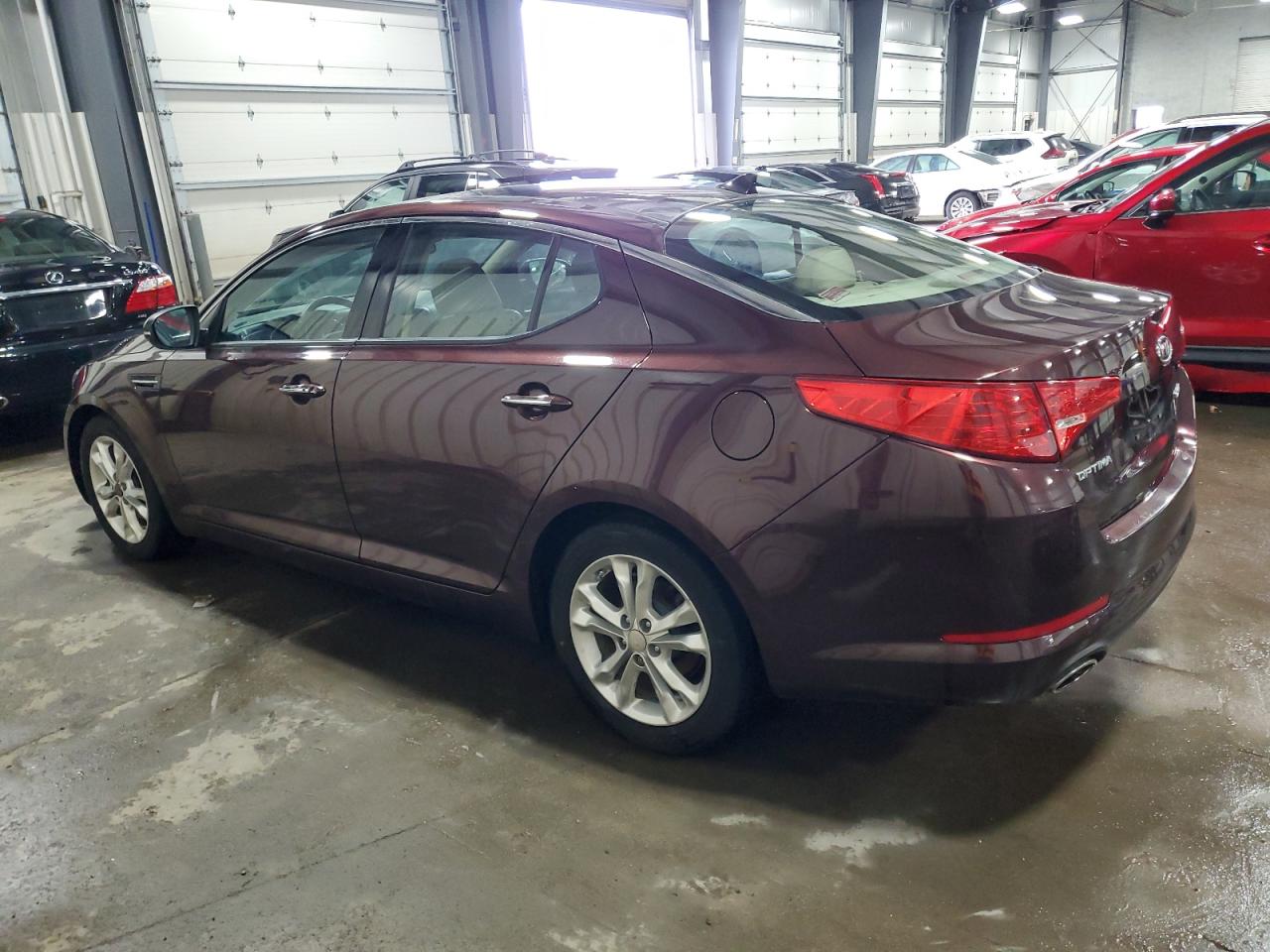2011 Kia Optima - Image 2