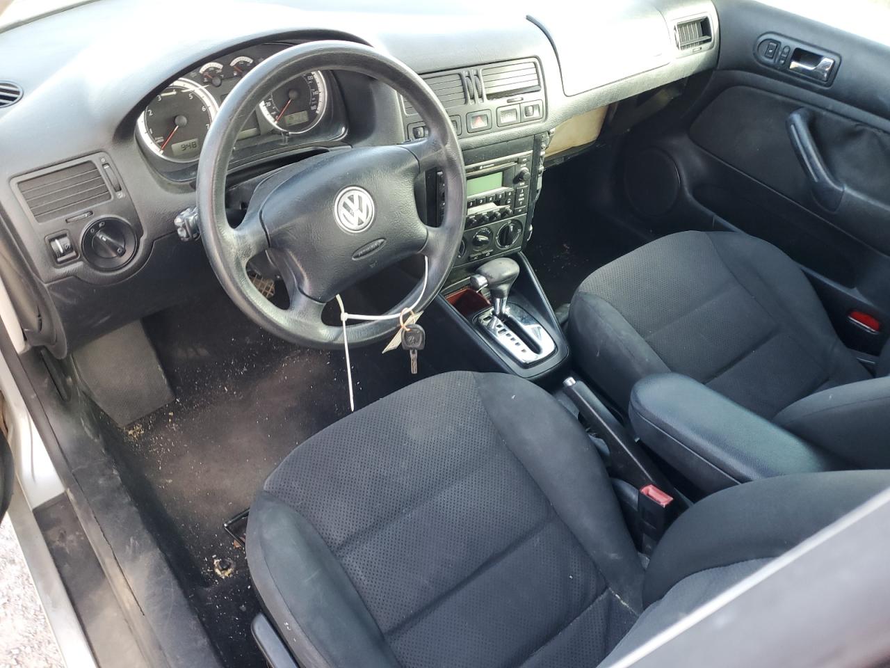 2005 Volkswagen Jetta - Image 8