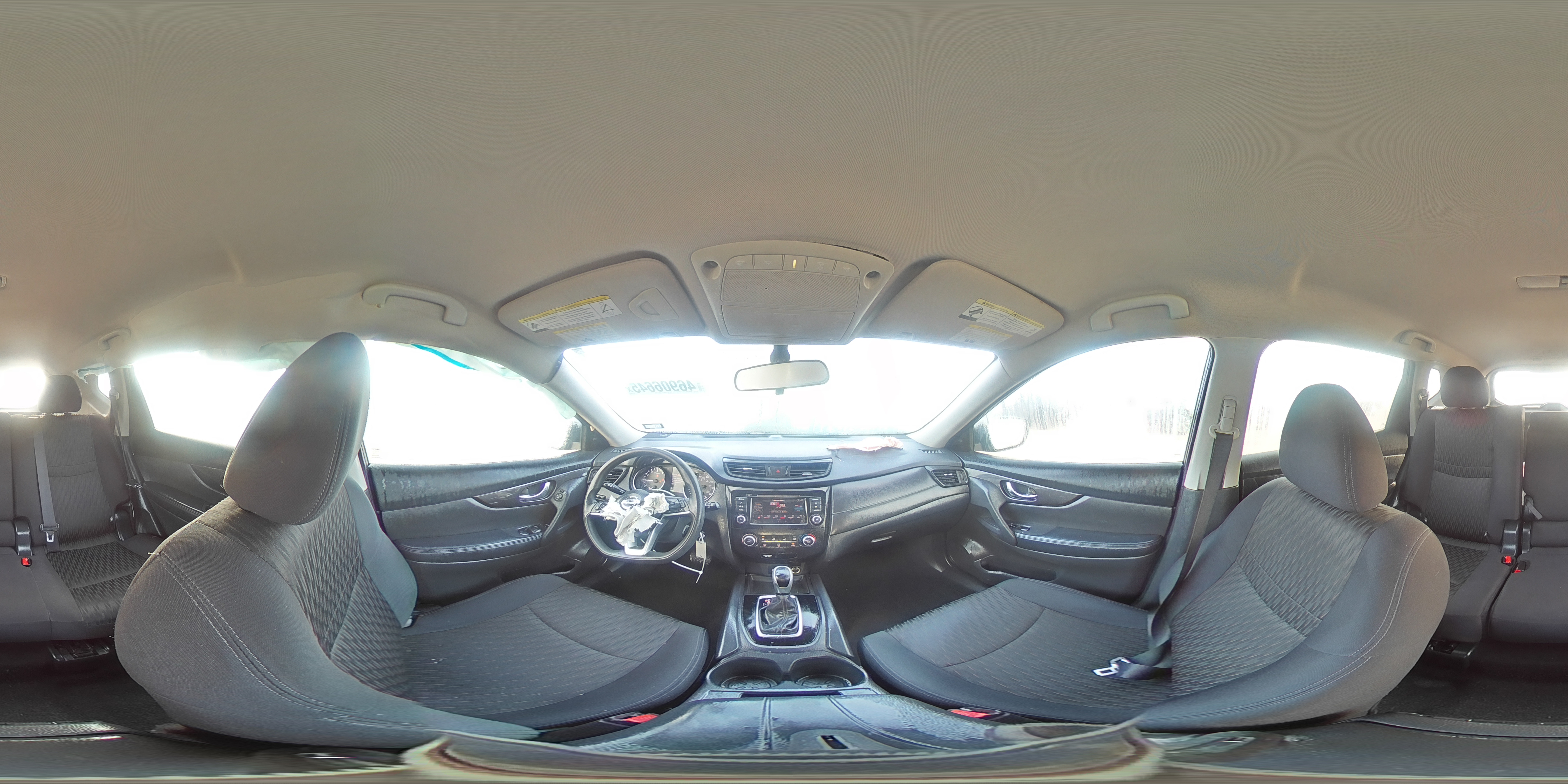 2018 Nissan Rogue - Image 12