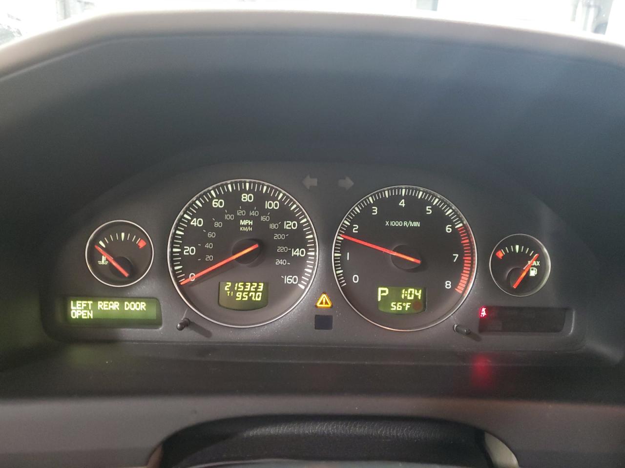 2005 Volvo XC70 - Image 9
