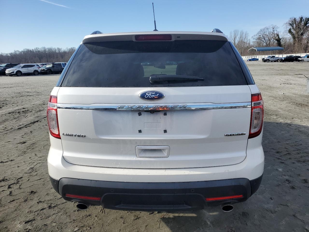 2014 Ford Explorer - Image 6