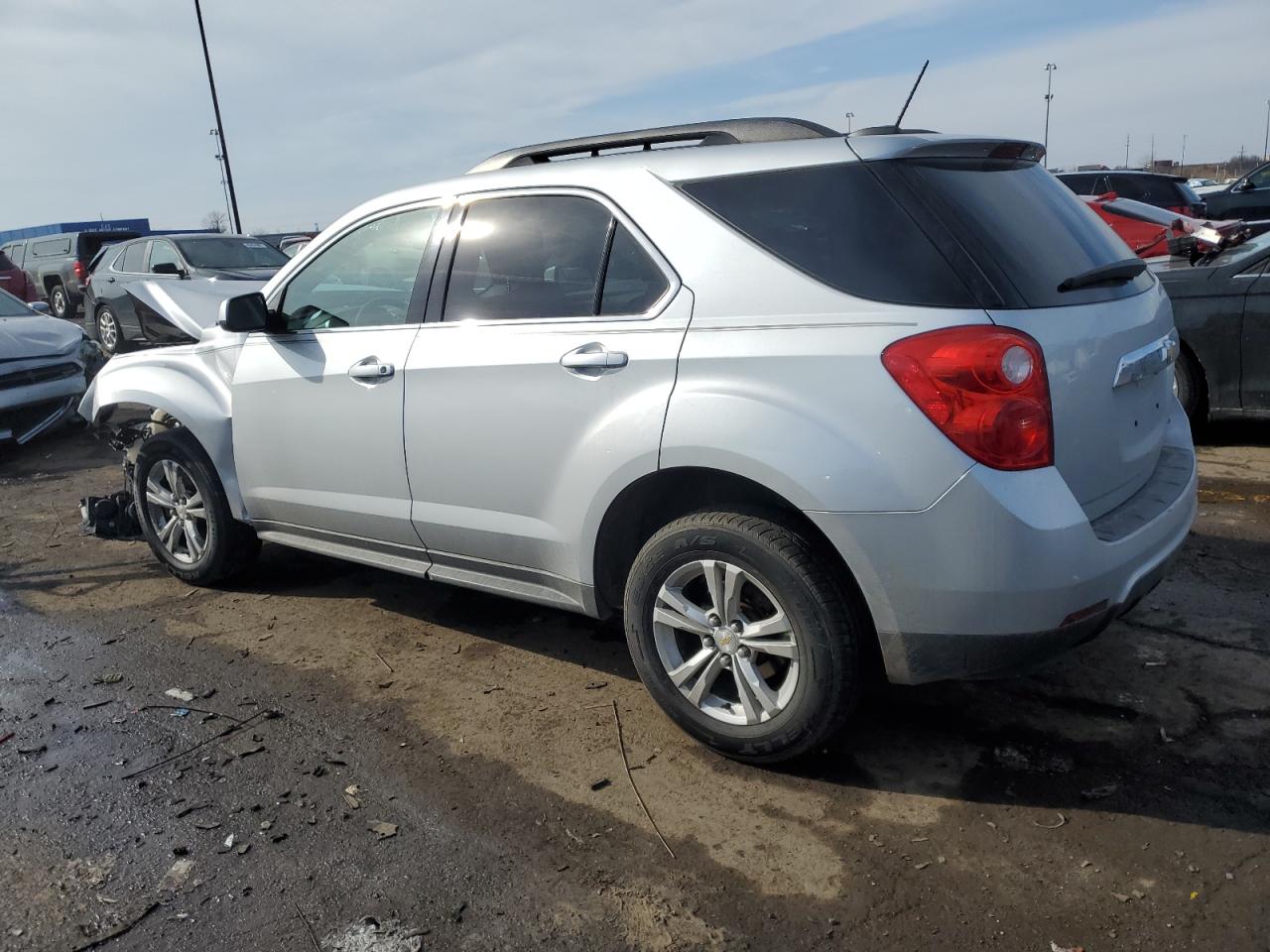 2015 Chevrolet Equinox - Image 2